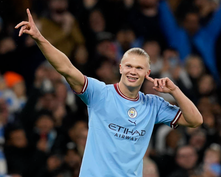 瓜迪奧拉談曼城戰(zhàn)術(shù)：以進(jìn)球?yàn)閷?dǎo)向，依球員特點(diǎn)調(diào)整